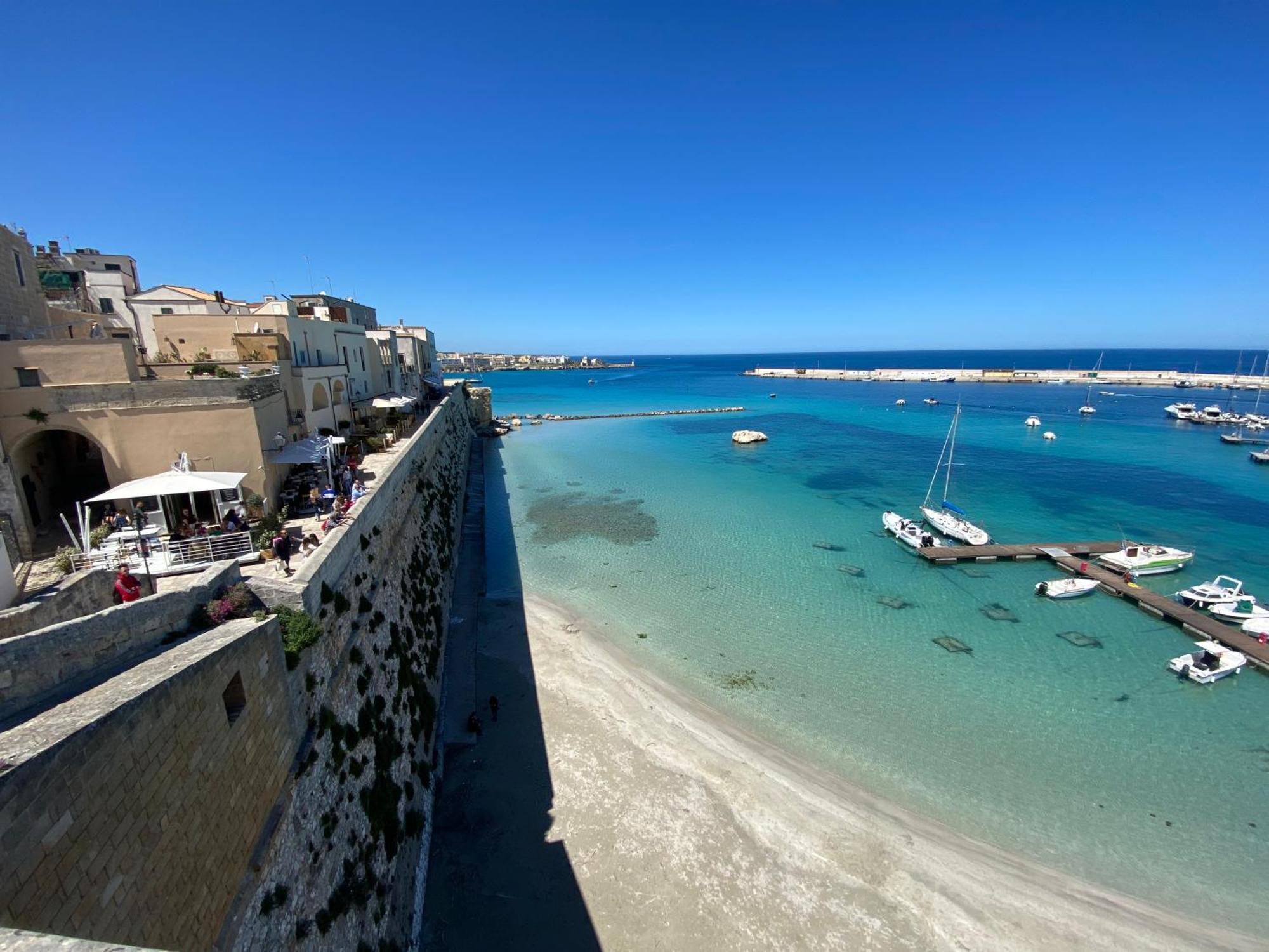 Dimora Del Sole Luxury And Charm Apartment Otranto Ngoại thất bức ảnh