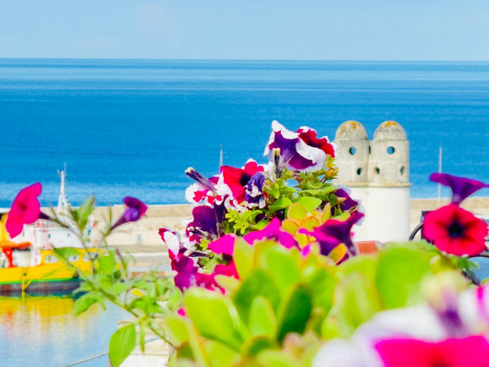 Dimora Del Sole Luxury And Charm Apartment Otranto Ngoại thất bức ảnh