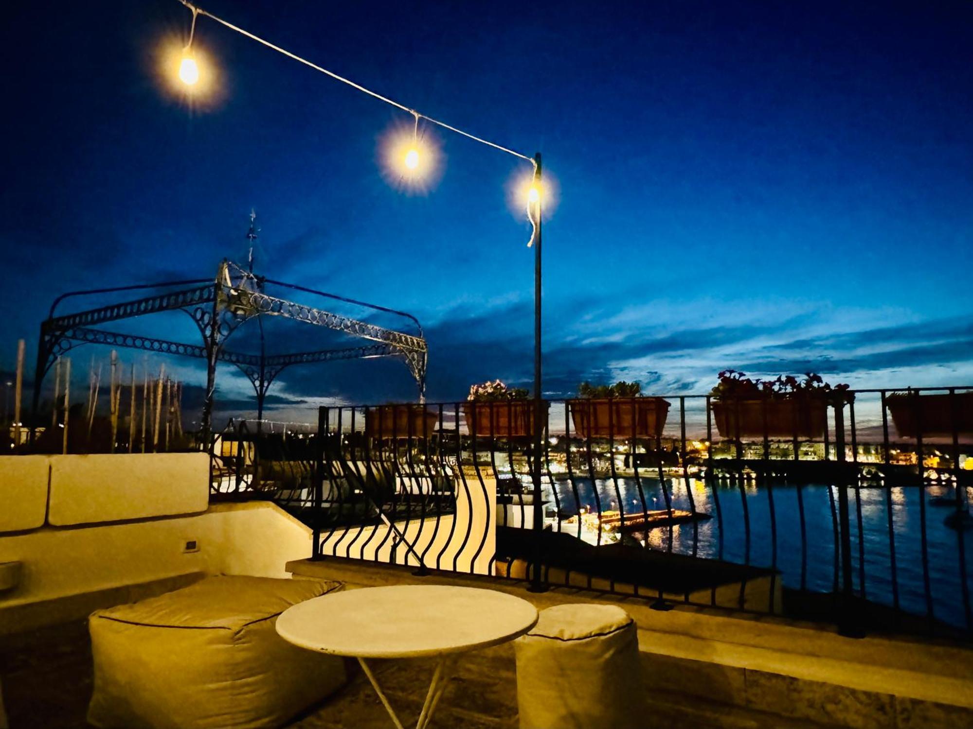 Dimora Del Sole Luxury And Charm Apartment Otranto Ngoại thất bức ảnh